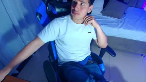 owen sky online show from October 15, 2:35 pm