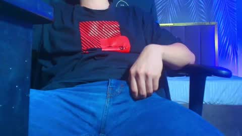 Snapshot of sexyboy_vc chatting on September 30, 1:14 pm owen sky online show from September 30, 1:14 pm
