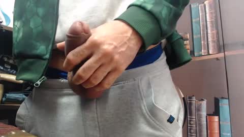 Snapshot of sexyboylatino19cm chatting on December 2, 7:58 pm Daniel online show from December 2, 7:58 pm