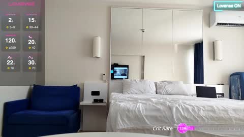 Snapshot of sexybroke chatting on February 11, 8:37 am sexybroke online show from February 11, 8:37 am