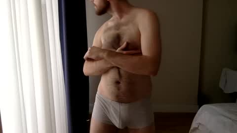 Snapshot of sexybroke chatting on February 8, 9:03 am sexybroke online show from February 8, 9:03 am