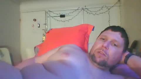 sexycouple02141987 online show from March 24, 6:29 am