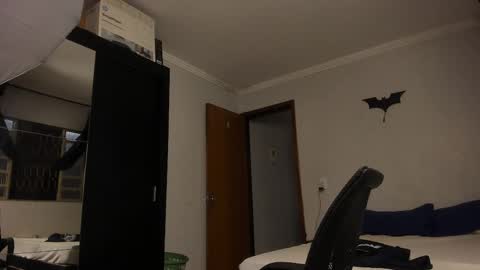 chris online show from February 25, 7:47 pm