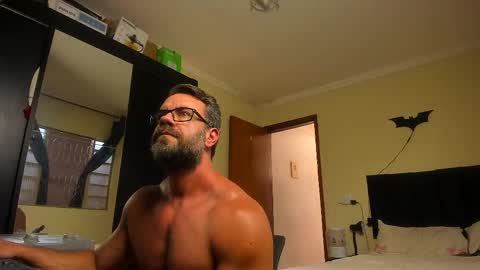 chris online show from October 29, 4:32 pm