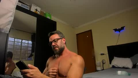 chris online show from September 8, 5:45 pm
