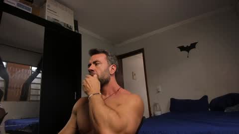 chris online show from December 19, 2:02 pm