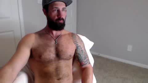 Snapshot of sexymanmk26 chatting on February 7, 1:11 pm lets go private im ready to play pvt cum online show from February 7, 1:11 pm
