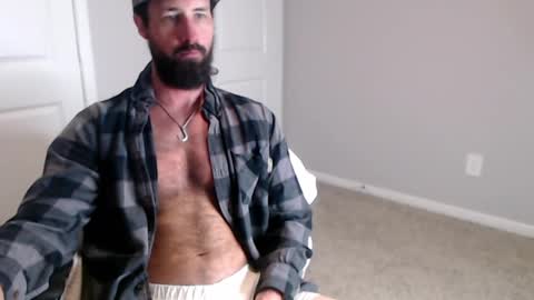 Snapshot of sexymanmk26 chatting on February 12, 12:55 pm lets go private im ready to play pvt cum online show from February 12, 12:55 pm