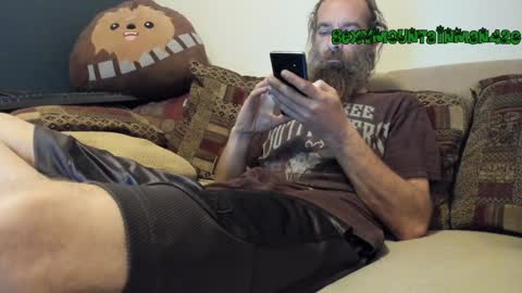 Snapshot of sexymountainman420 chatting on December 3, 7:55 pm Sexymountainman420 online show from December 3, 7:55 pm