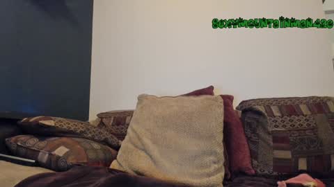 Snapshot of sexymountainman420 chatting on February 7, 6:56 am Sexymountainman420 online show from February 7, 6:56 am