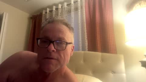 Raymond Art Model online show from March 5, 12:12 pm