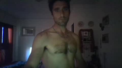 Snapshot of sexyrents chatting on February 21, 11:32 pm sexyRENTS online show from February 21, 11:32 pm