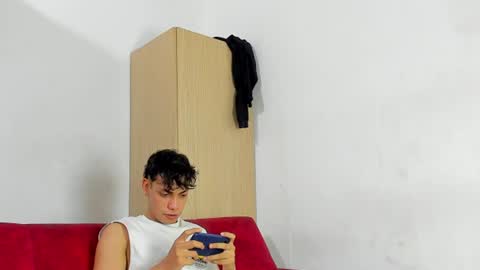 MATIAS-18   THIAHO -18  MAX-19  NICOKALY-19  CAIN-19   MOD ESTEBAN online show from June 24, 7:39 pm