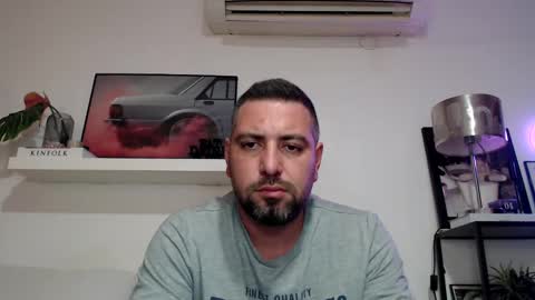 Snapshot of sexyyturkk chatting on December 4, 4:32 am Arda online show from December 4, 4:32 am
