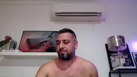 Snapshot of sexyyturkk chatting on December 6, 3:52 am Arda online show from December 6, 3:52 am