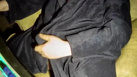 no face online show from March 1, 9:42 am