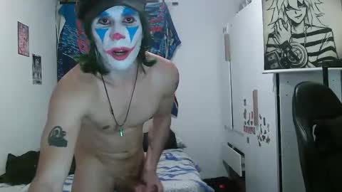 Snapshot of shacoklown chatting on October 3, 5:12 am shacoklown online show from October 3, 5:12 am