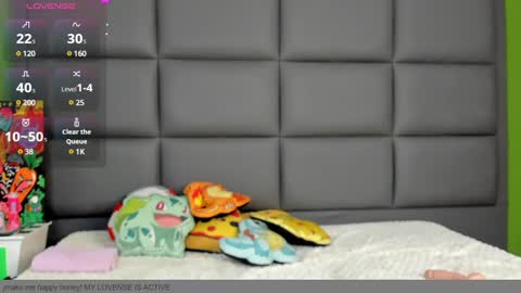 Snapshot of shady_stone chatting on February 26, 12:16 am shady_stone online show from February 26, 12:16 am
