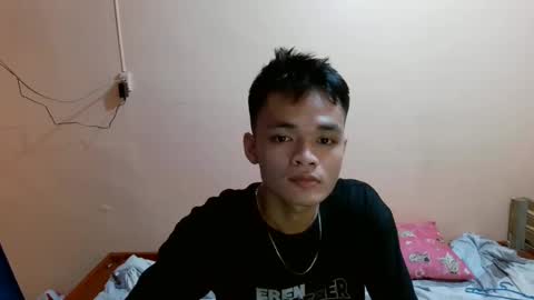 Snapshot of shanelo chatting on February 7, 3:30 pm Dylan online show from February 7, 3:30 pm