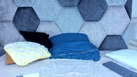 Shanti Wets Brunette online show from November 20, 5:07 am