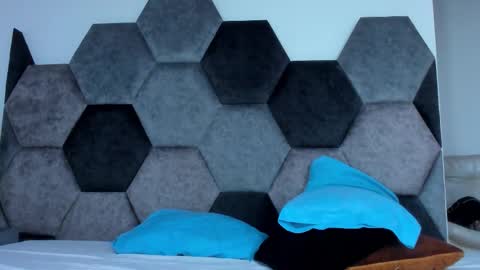 Shanti Wets Brunette online show from November 23, 5:29 am