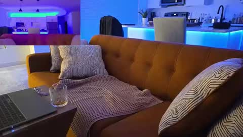 shaonardo online show from February 12, 6:41 am