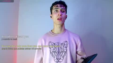Snapshot of shaquiel_castoro chatting on October 2, 11:47 am shaquiel online show from October 2, 11:47 am
