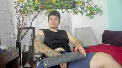 Snapshot of sharkmerlin chatting on September 24, 2:11 am jhon deibyd online show from September 24, 2:11 am