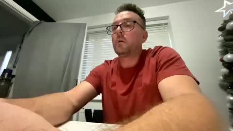 Sharksboy online show from December 28, 8:05 am