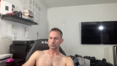 shaunzee35 online show from May 3, 10:07 am