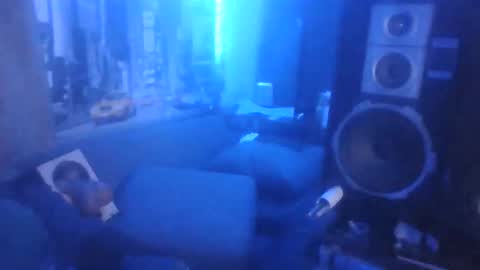 shawntheone online show from April 19, 6:21 pm