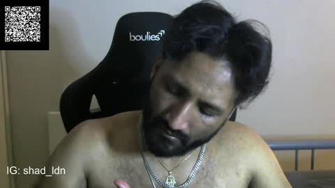Snapshot of shdrz224 chatting on December 25, 9:54 pm Shad online show from December 25, 9:54 pm