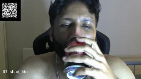 Snapshot of shdrz224 chatting on December 25, 1:10 am Shad online show from December 25, 1:10 am