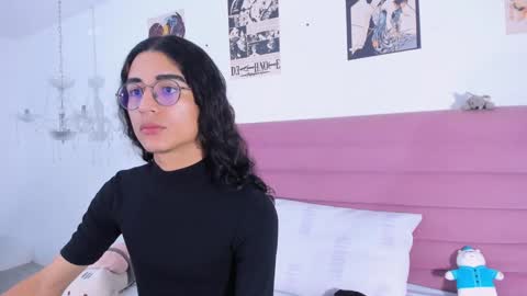 Sheepy online show from December 3, 4:46 am