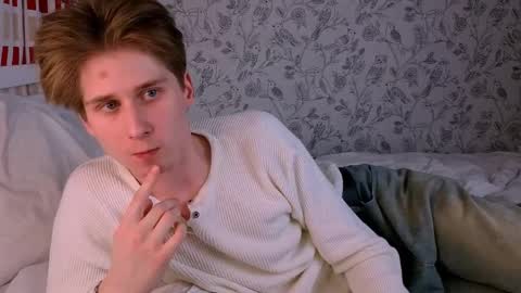 Nenedent online show from April 2, 10:17 pm