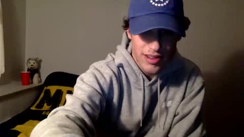 shortiesn40s online show from April 9, 6:19 am