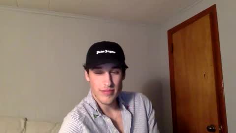 shortiesn40s online show from March 19, 6:16 am