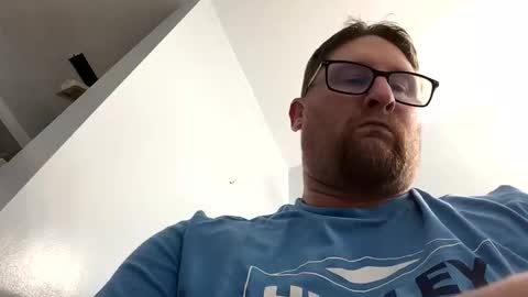 shweatyballs28 online show from February 25, 4:46 am