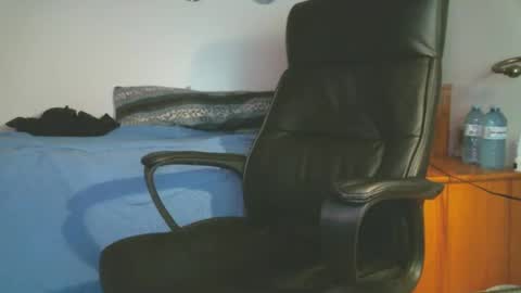 Snapshot of shyboyhugecum2020 chatting on October 14, 2:29 am shyboyhugecum2020 online show from October 14, 2:29 am