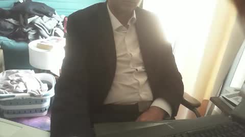 shyfrenchcock online show from May 18, 12:22 pm