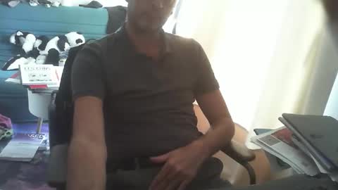 Snapshot of shyfrenchcock chatting on October 17, 1:04 pm shyfrenchcock online show from October 17, 1:04 pm