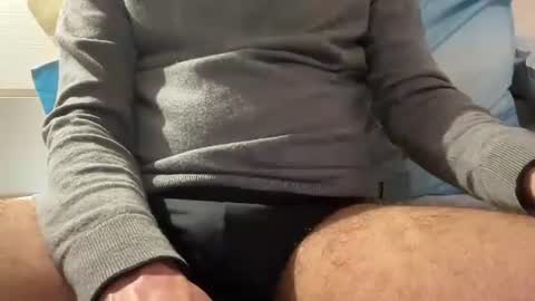 Snapshot of sick_boy11 chatting on February 12, 11:41 pm sick_boy11 online show from February 12, 11:41 pm