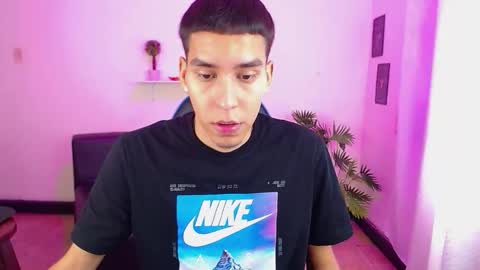 SImon online show from February 11, 3:06 pm