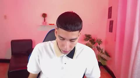 SImon online show from February 23, 2:41 pm