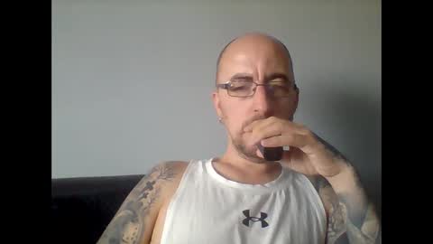 Silent V online show from September 17, 8:15 am