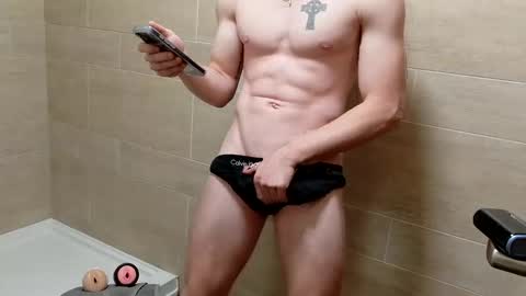 silentstroking online show from November 10, 11:09 pm