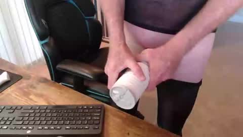 Silkylvr Crossdresser online show from May 7, 4:07 pm