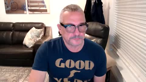 silveroli187 online show from October 31, 2:20 pm