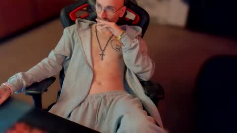 simbell online show from November 20, 10:52 pm