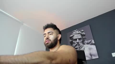 Snapshot of simon_leon01 chatting on February 26, 12:47 pm simon_leon01 online show from February 26, 12:47 pm